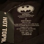 Hot Topic NWT  Batman T-shirt M Photo 3