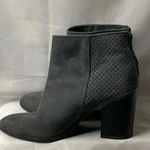 American Eagle WOMENS SIZE 10 GRAY SUEDE LIKE ANKLE BOOT BACK ZIPPER 4”HEEL Photo 5