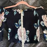 Kendall + Kylie crop top Photo 6