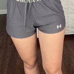 Under Armour Shorts Photo 0