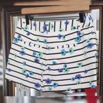 Elle  Chino Floral 4' Shorts Photo 1