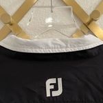 FootJoy  Woman’s Golf Windbreak Jacket Black Medium Photo 4
