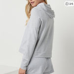 Vuori  Halo Essential Hoodie XS Gray Heather Photo 1