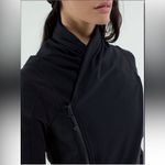 Lululemon  Bhakti Yoga Jacket Sz 10 Photo 2