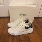 Alexander McQueen  Court Trainer in White/Black Size 39 Photo 3