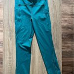 Lulu lemon pants a blue ish green color size 2 Photo 4