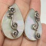 Vintage Sterling Silver Flower Mother Of Pearl MOP Earring Stud REPAIRED No BACK Photo 1