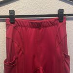 Fabletics  Women’s Crimson Red Leggings with pockets, size XS Photo 4