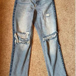 H & M Vintage Style Distressed Light Wash‎ High Waist Mom Jeans with Knee Rips Photo 0