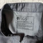 Fig Scrubs Photo 1