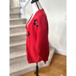 Vintage 90s Red V Photo 2