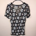 White Stag VTG  Women’s Crochet Floral Button-Up Open Knit Short Sleeve Sweater Photo 5