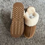 Dream Paris NWOT Dream Pairs Faux Fur Brown and Tan Platform Slippers with Box Photo 3
