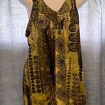 Ladies Earth tone Tank Top size large Green Photo 0