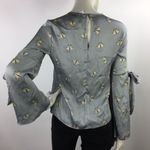 Topshop Crinkled Moth Print Bell Sleeve
Blouse Top Photo 6