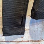 Under Armour  Sweatshirt Womens XS Black Pullover Fitted Cold Gear Henley Zip Photo 3