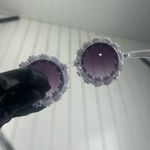 Retro Round Daisy Sunglasses with Lavender Lenses – White Floral Frame Photo 6