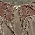 Gimmicks by BKE  Top  Photo 1