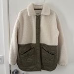 Abercrombie & Fitch Sherpa Photo 0