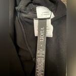 Vuori  AllTheFeels leggings size 4 Photo 3