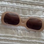 Quay Australia  Sunglasses Photo 1