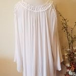Counterparts  White Flowy Cold Shoulder Top Size XL Photo 1