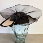 VTG 1950s Black White Wool Felt Sculptural Cocktail Hat Fascinator Derby Church Photo 0