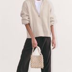 Everlane  The Half-Zip Sweater in Luxe Merino in Heathered Oat, Size X-Small Photo 1