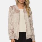 NWT TAVIK VELVET CAMDEN BOMBER JACKET IVORY SIZE SMALL Photo 0