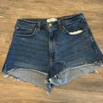 Abercrombie & Fitch high rise mom short Photo 0