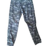 Athleta  Farallon Jogger Sweatpants in Olive Green Camo Print Size 6 Photo 0