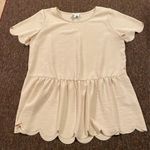 Shop The Mint  medium cream tee Photo 0