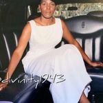 👰🏾♀️Retro•Fabulous•Breakfast @ Tiffany’seque Classic low back wedding dress Size undefined Photo 1