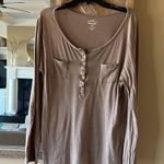 Old Navy  Henley Tan Shirt Comfy Roll Tab Sleeve Cotton Photo 5