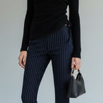 Theory  NWT womens 6 Navy & white Traceable Wool pinstriped Cropped Pants Photo 0