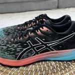 ASICS  Women's Dynaflyte 4 Running Sneakers Shoes 1012A465 in Noir Bleu Menthe 10 Photo 4