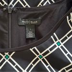 White House | Black Market  - Black Diamond Green Trim Lined Stretch Dress - Size 8 Photo 7