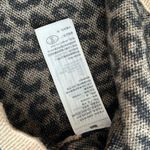Abercrombie & Fitch Pull Over V Neck Animal Print Sweater Size Medium Photo 3