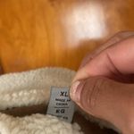 Levi's Women's Classic Sherpa Lined Trucker Jacket Cognac Photo 14