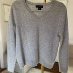 Tahari Cashmere 100% 2 Ply V Neck Sweater XL Quiet Luxury Photo 0