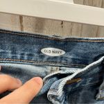 Old Navy Distressed Dad Denim Jean Shorts 5” Women’s Size 4 Photo 1