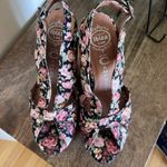 Jeffrey Campbell  Mariel Floral Wedges‎ Photo 9