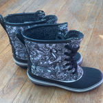Sakroots  Lace Up Sherpa Lined Duck Boots Black White Size‎ 10 Women's Photo 0
