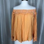 Hint of Mint  off the shoulder‎ top Photo 5