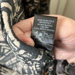 Antthony Black and Tan Cardigan Sweater Shawl Size XL Photo 3