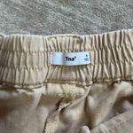 Aritzia aritizia tna cargo shorts size small Photo 2