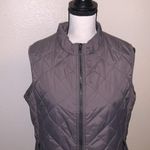 Grey winter warm sleeveless puffer vest Gray Size L Photo 1