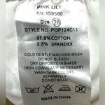 Pink Lily  5 Pocket Raw Hem Mid Rise Shorts White Size 28 / Medium Photo 5