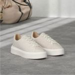 Betsey Johnson NEW-  Sidny Bridal Pearl Rhinestone Platform Sneaker size 7 Photo 3