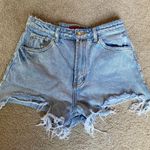 Signature 8 Denim Shorts Photo 0